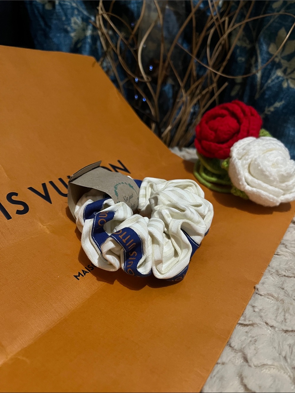 nwt Scrunchie